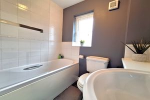 Bathroom - click for photo gallery